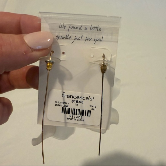 Francesca’s White Epoxy Flower Drop Earrings | NWT - Picture 5 of 8